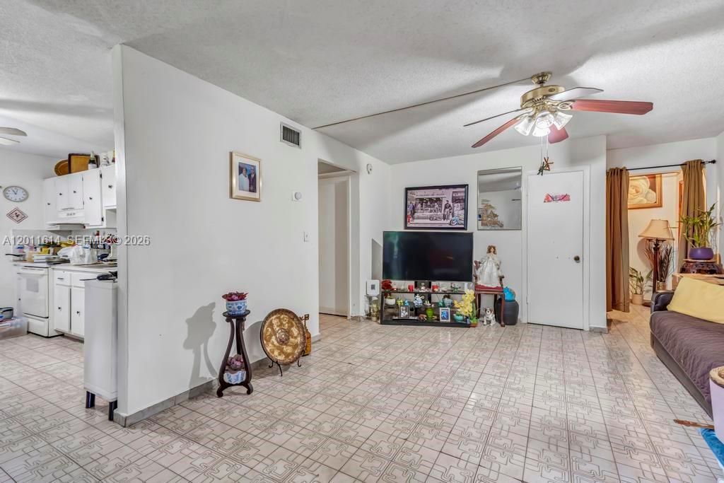 519 NW 10th Ave, Miami, FL 33136 Photo