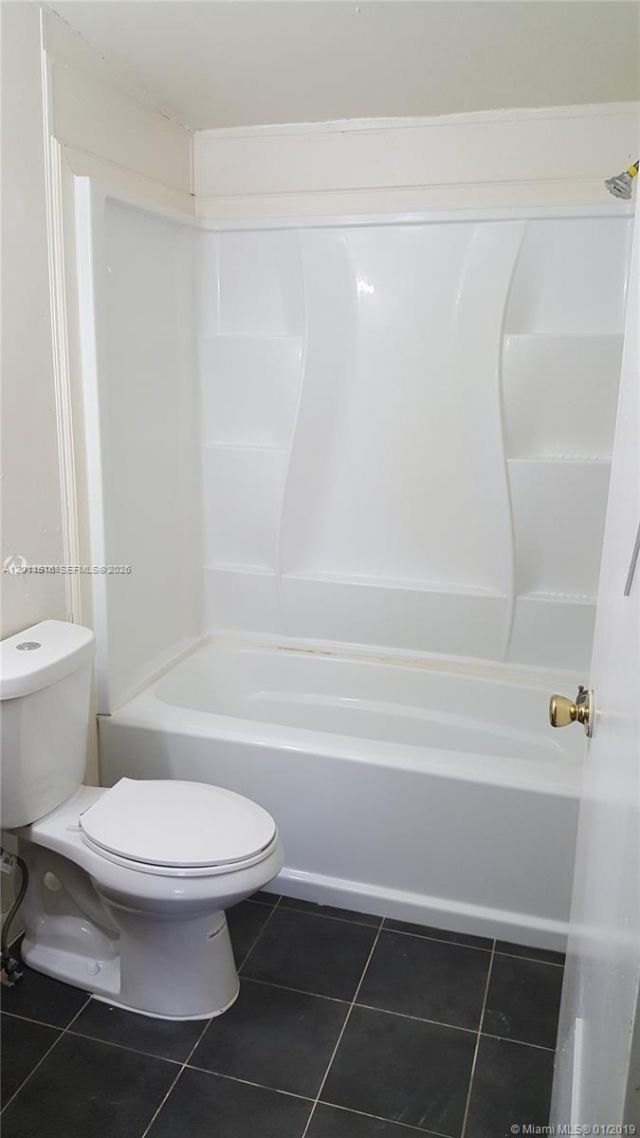 19800 SW 180th Ave, Unit 32, Miami, FL 33187 Photo