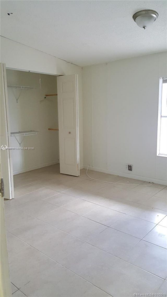 19800 SW 180th Ave, Unit 32, Miami, FL 33187 Photo