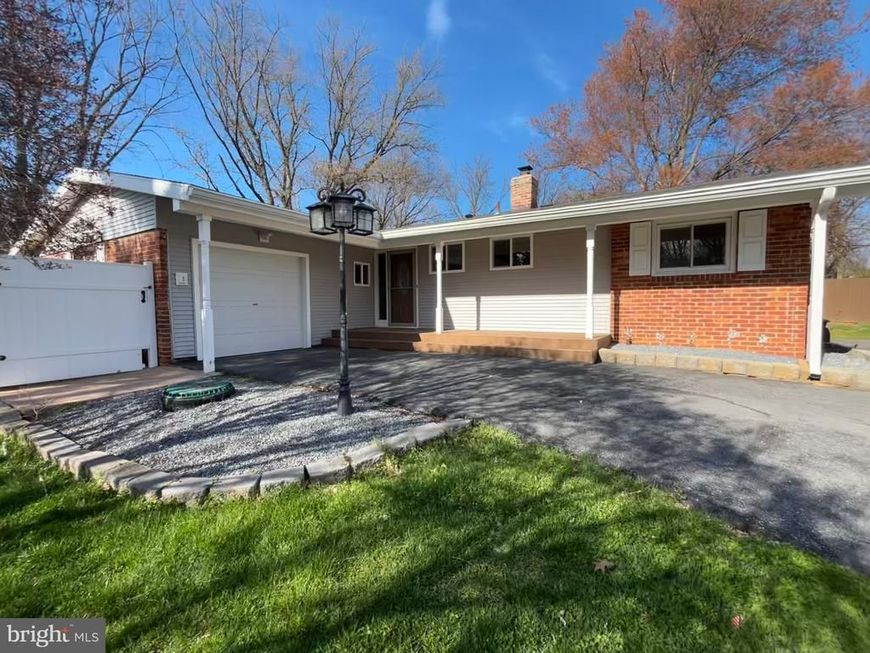 12117 Sunnyview Drive, Germantown, MD 20876 Main Photo