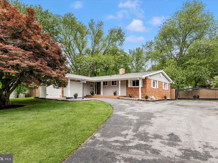 12117 Sunnyview Drive, Germantown, MD 20876 Main Photo