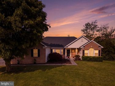 30 SAVANNAH DRIVE, STRASBURG, VA 22657