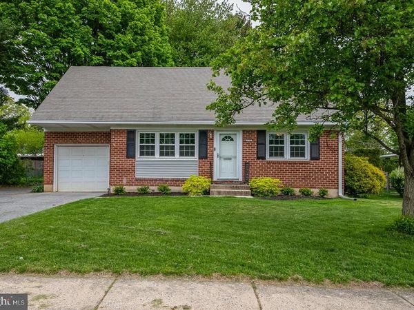 136 BRADLEY AVENUE, READING, PA 19608