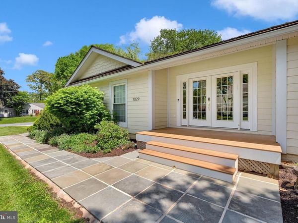 11229 HUNTOVER DRIVE , ROCKVILLE, MD 20852