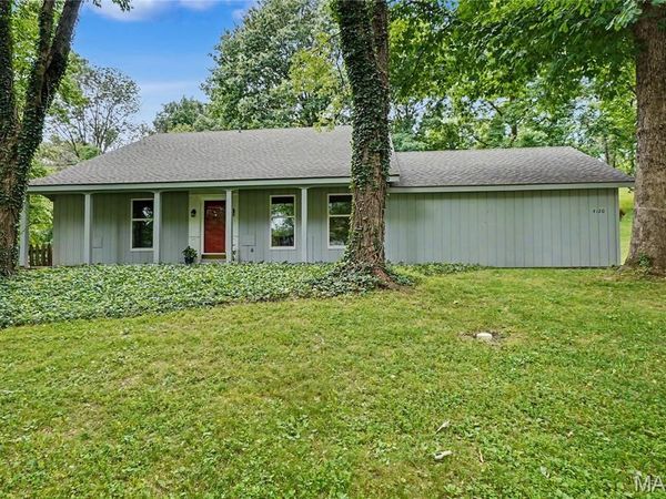 4120 Charbonier Road, Florissant, MO 63031