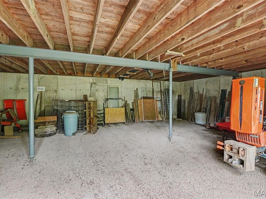 Property Image 42