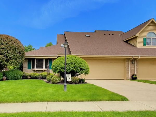 506 Doral Drive , Schererville, IN 46375