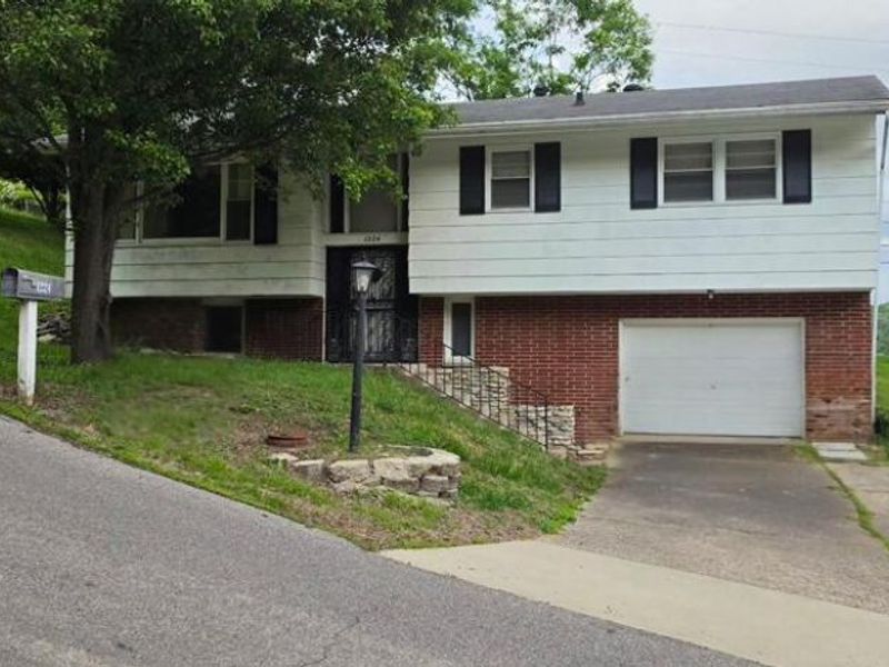 1224 Buena Vista Lane, Portsmouth, OH 45662 Photo 1