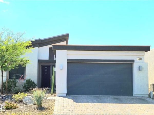 8600 Dusty Quail Drive , Las Vegas, NV 89148