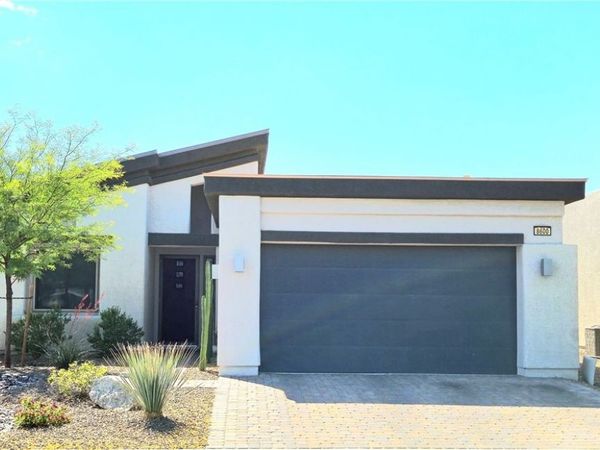 8600 Dusty Quail Drive , Las Vegas, NV 89148