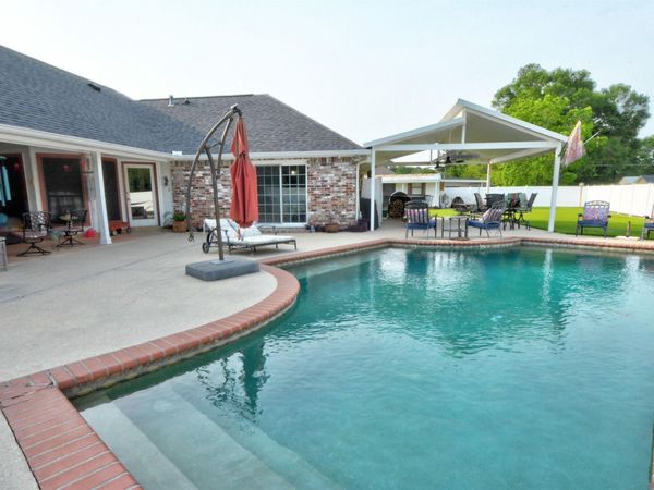 14924 Wilmington Dr, Central, LA 70770