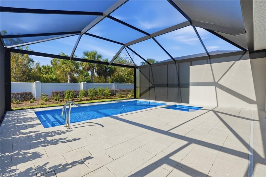 9194 Cayman Dr , Naples, FL 34114 Photo