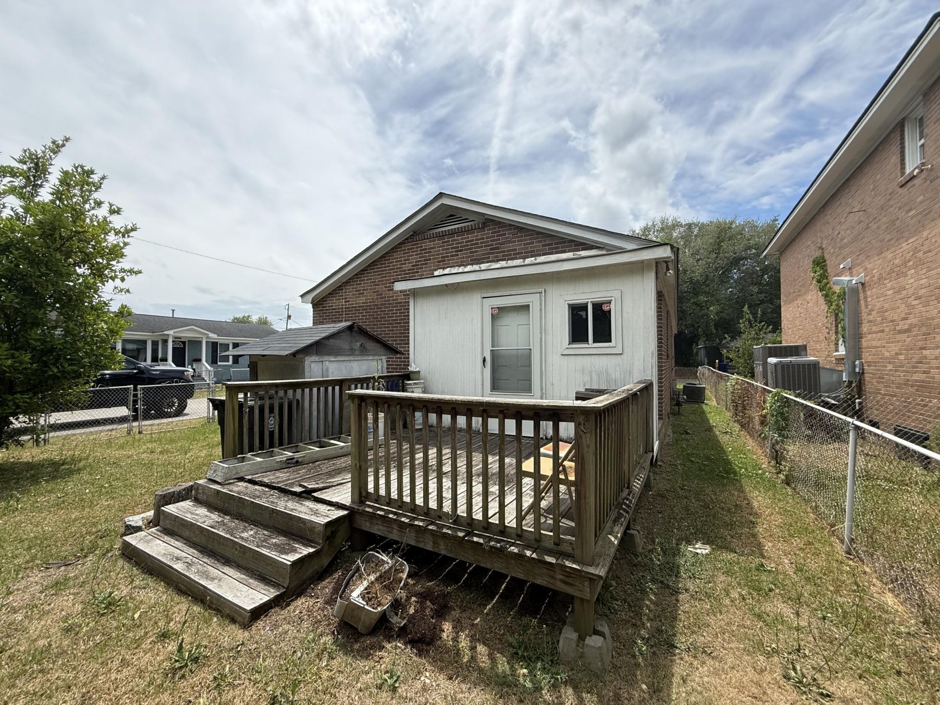 2208 Odessa Street Photo 6