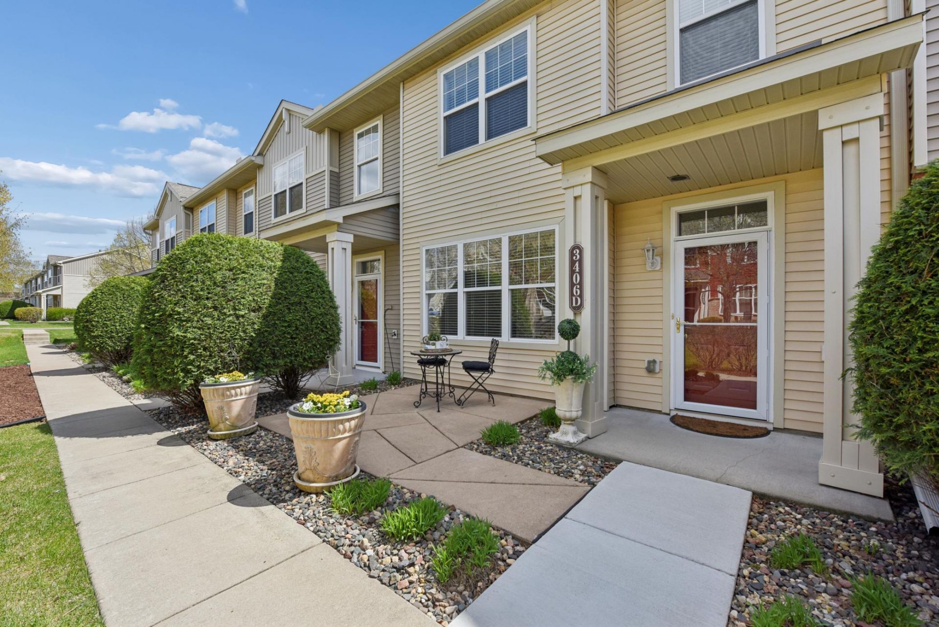 3406 Hazel Trail, Unit D, Woodbury, MN 55129 Main Photo