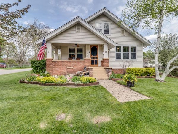 15 Pioneer Street, Battle Creek, MI 49015