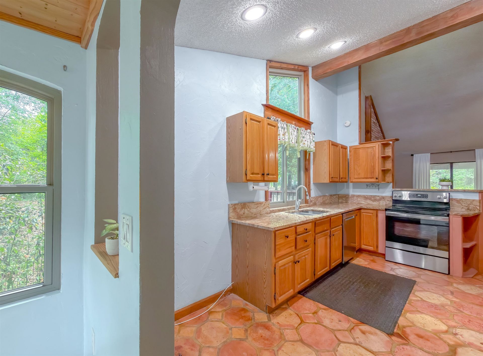 2275 Beaver Creek Drive, Havana, FL 32333 Photo