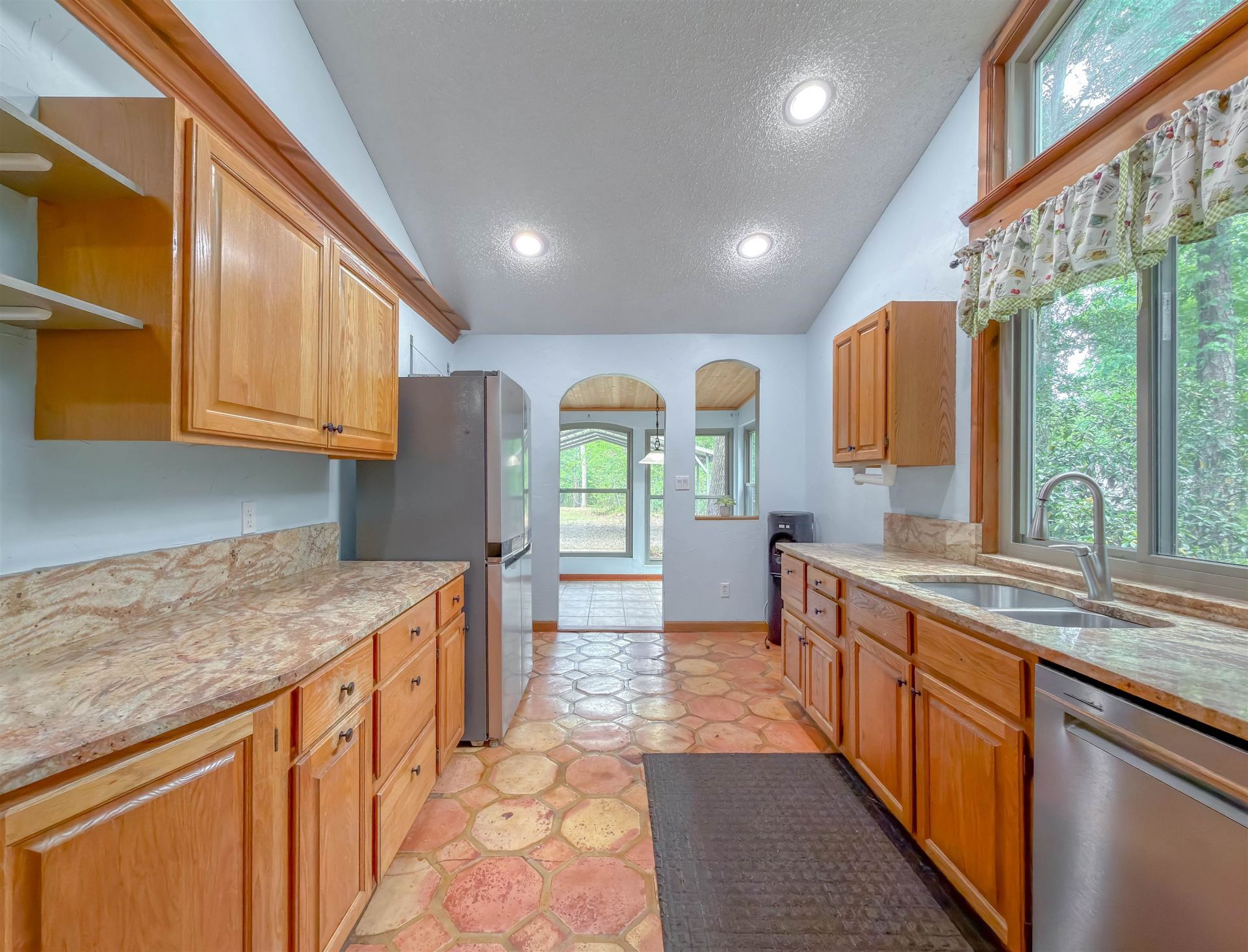 2275 Beaver Creek Drive, Havana, FL 32333 Photo