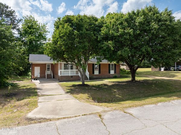 10452 Village Heights, Whitakers, NC 27891