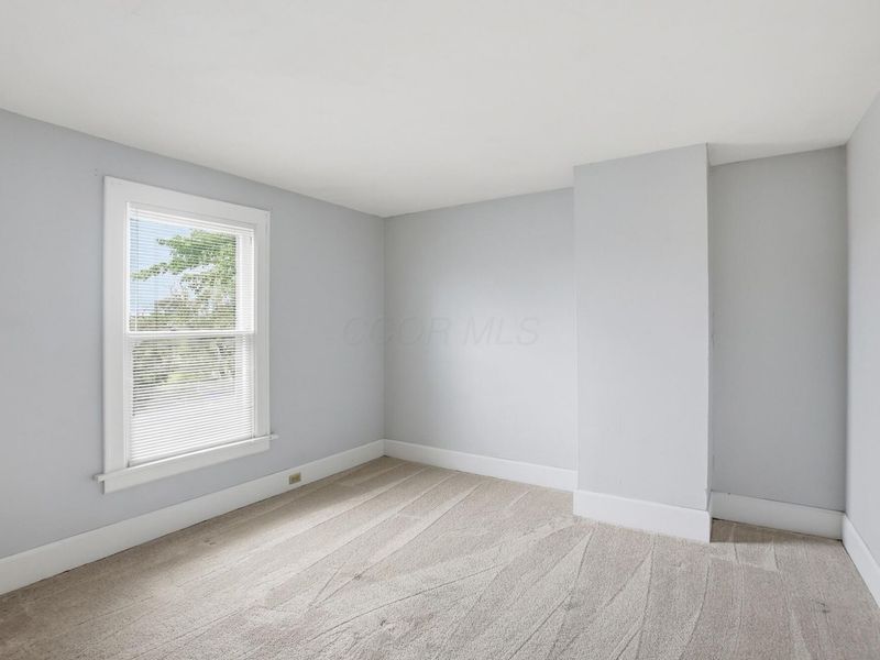 982 Olmstead Avenue, Columbus, OH 43201 Photo 14