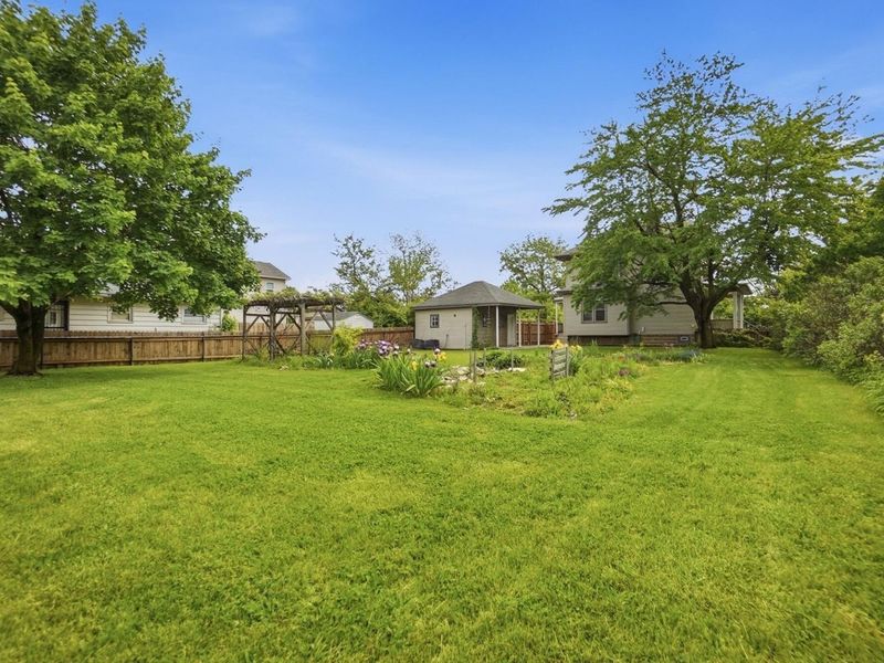 982 Olmstead Avenue, Columbus, OH 43201 Photo 23