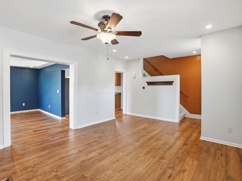 982 Olmstead Avenue, Columbus, OH 43201 Photo 6