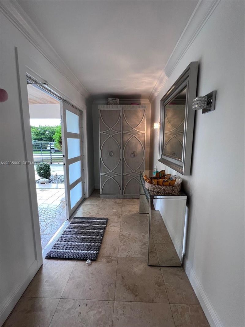 13412 SW 68th Ter, Miami, FL 33183 Photo