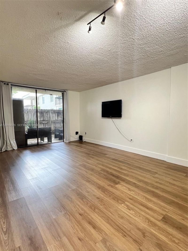 8301 SW 142nd Ave, Unit C108, Miami, FL 33183 Photo