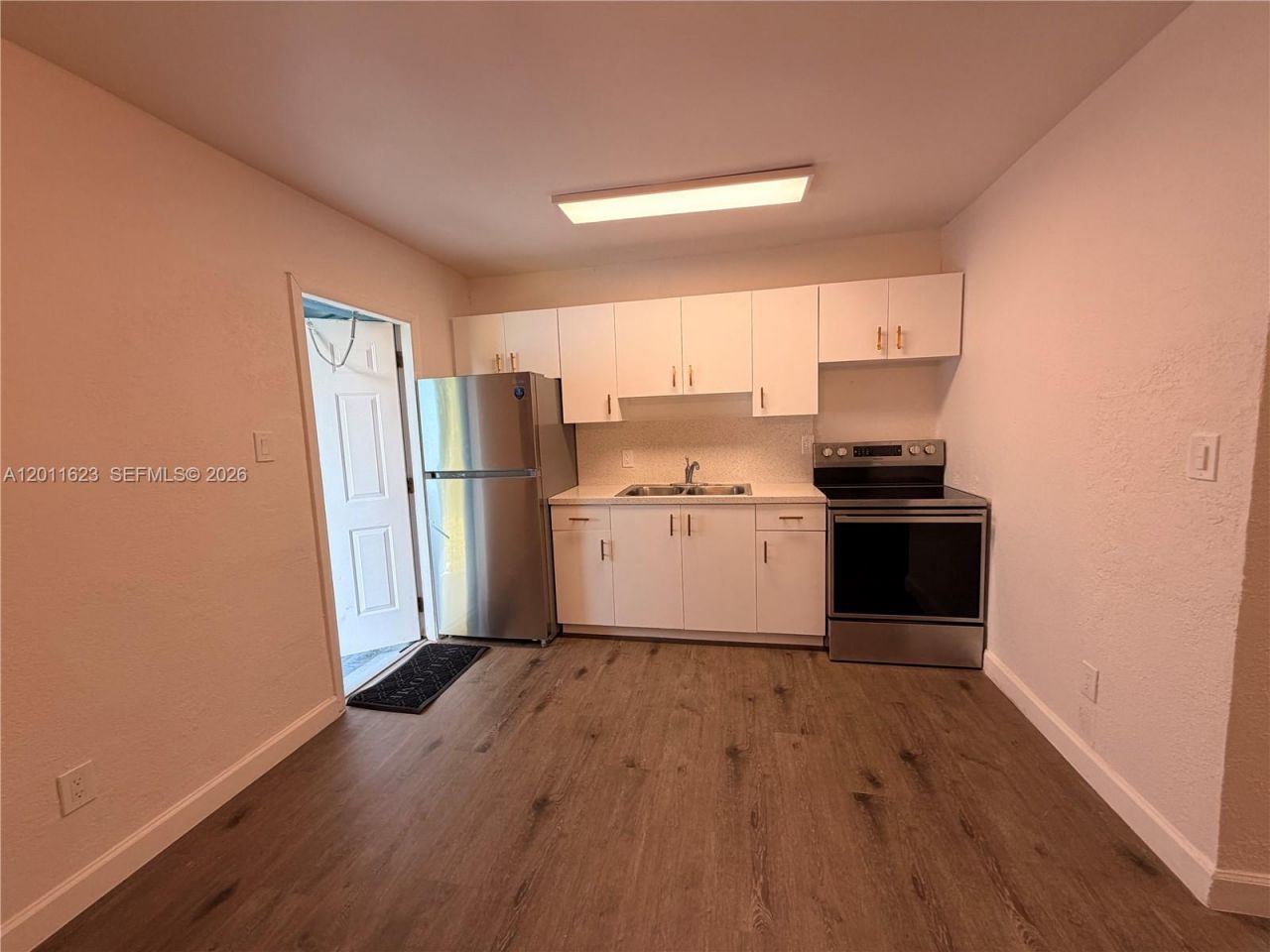 3021 NW 17th St, Fort Lauderdale, FL 33311 Photo
