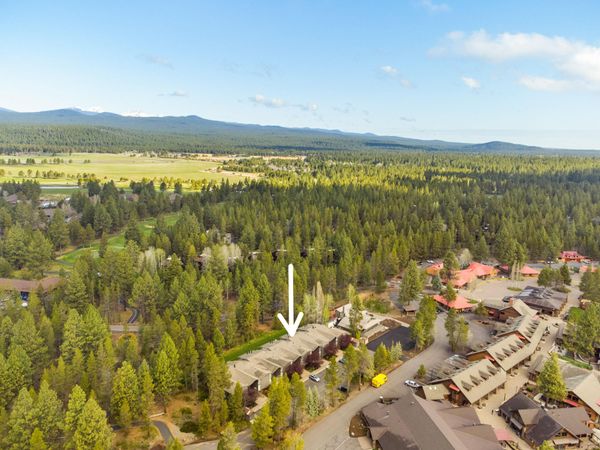 57057 Abbot House Lane, Unit # 8, Sunriver, OR 97707