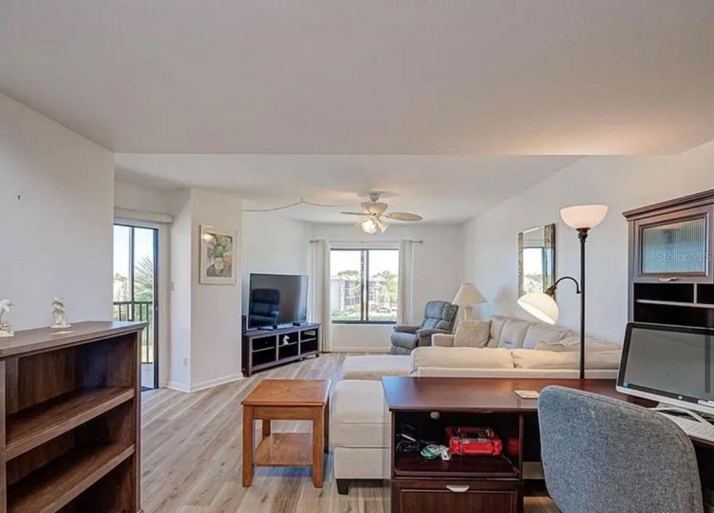 25188 Marion Avenue, Unit E306, Punta Gorda, FL 33950 Photo