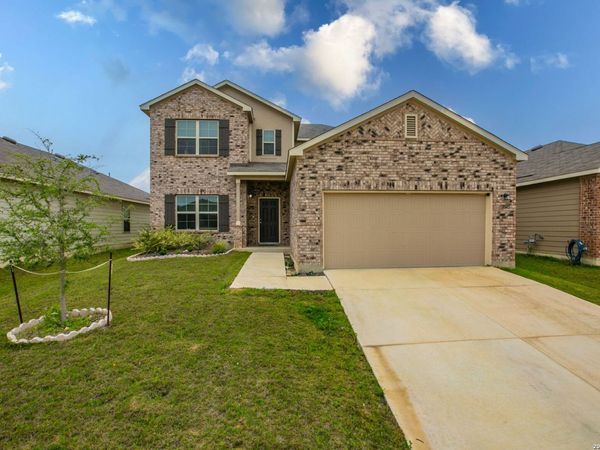 7045 Vista Loop, Live Oak, TX 78233