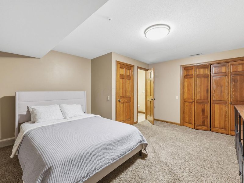 180 Stanwick Court, Newark, OH 43055 Photo 46