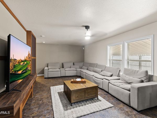 244 N 81ST Street, Mesa, AZ 85207