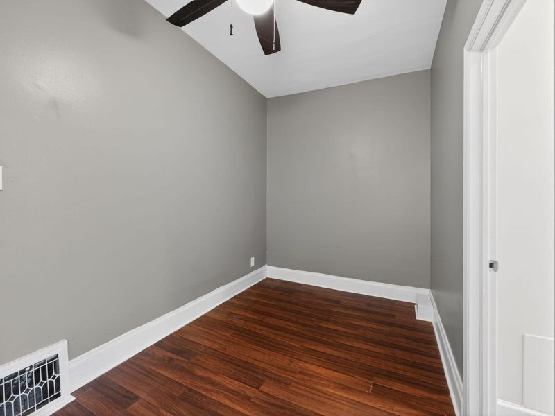 126 W 31st Street, Covington, KY 41015 Photo 16
