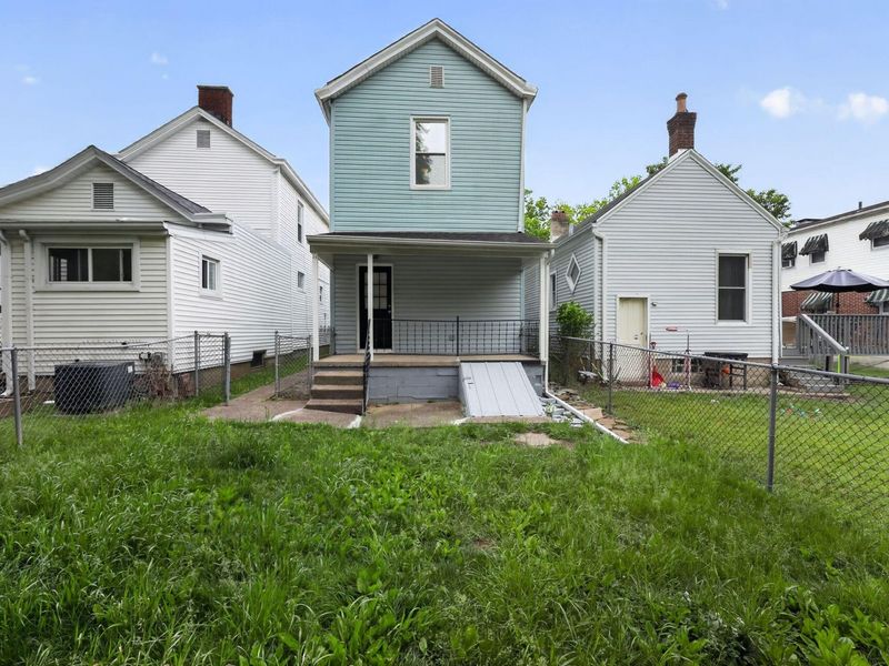 126 W 31st Street, Covington, KY 41015 Photo 2