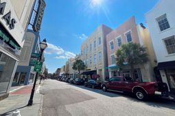 291 King Street photo 4