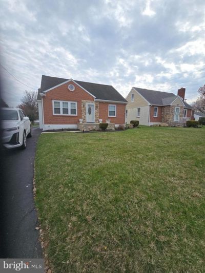 4110 NAAMANS CREEK ROAD , UPPER CHICHESTER, PA 19061