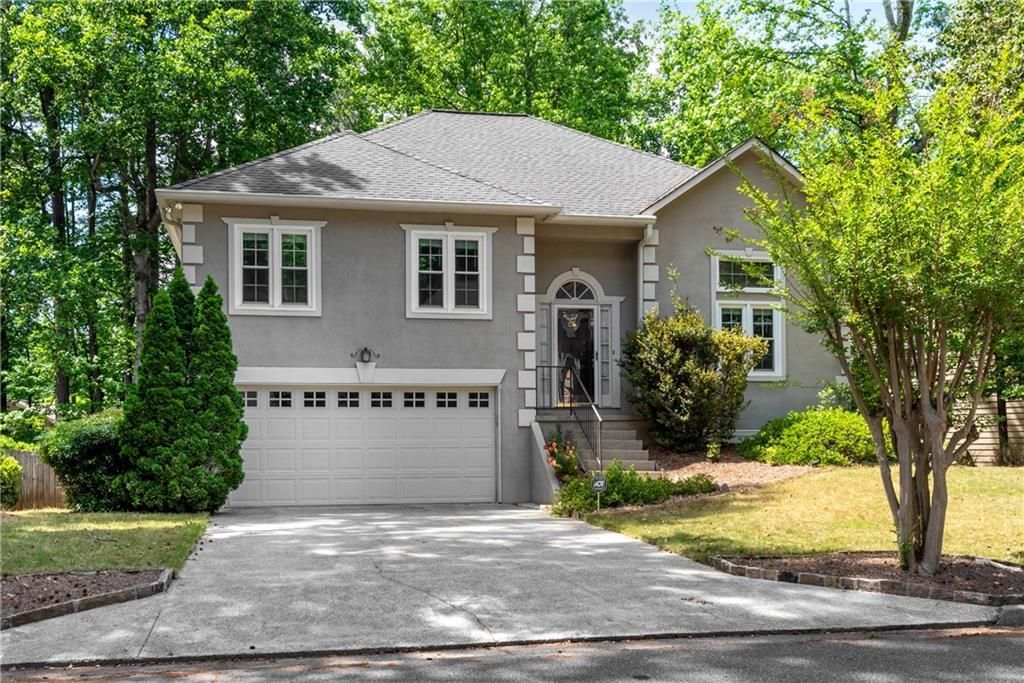 8910 Club River Drive, Roswell, GA 30076 Main Photo
