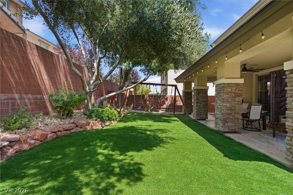 10558 Harvest Green Way , Las Vegas, NV 89135