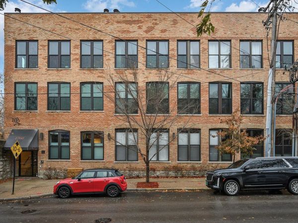 1760 W Wrightwood Avenue W, Unit 115, Chicago, IL 60614