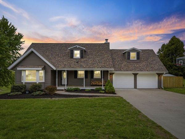 645 Suncrest Court , Sherrard, IL 61281