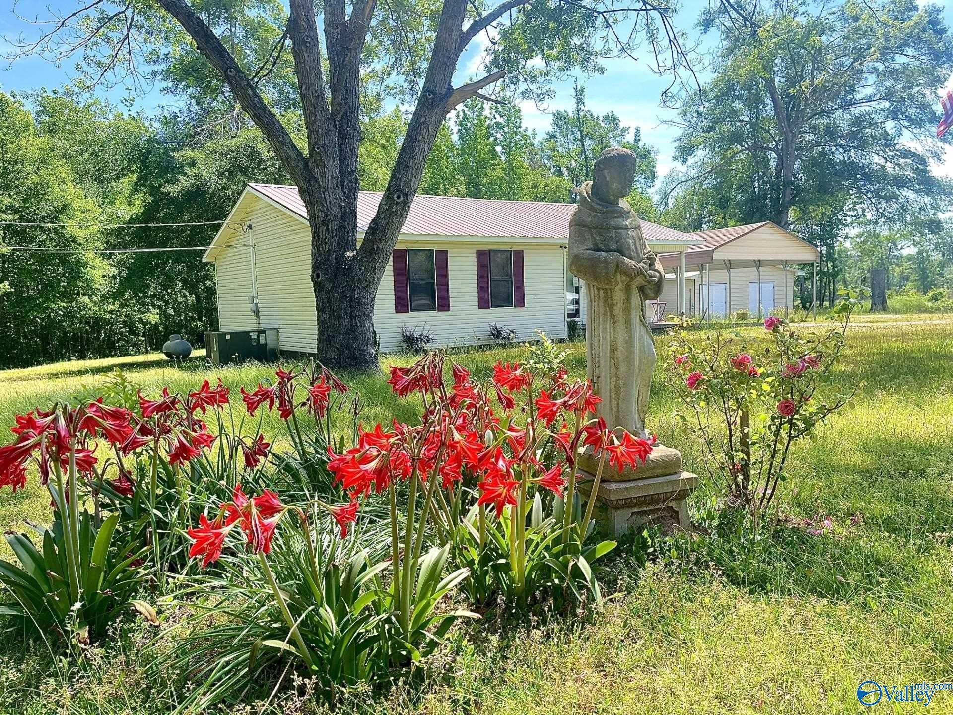 1245 Robinson Road Counce, TN 38326
