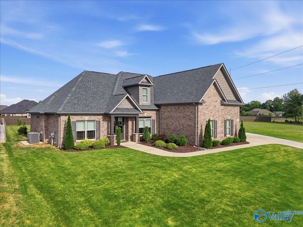 105 Ellis Ridge Drive, Meridianville, AL 35759