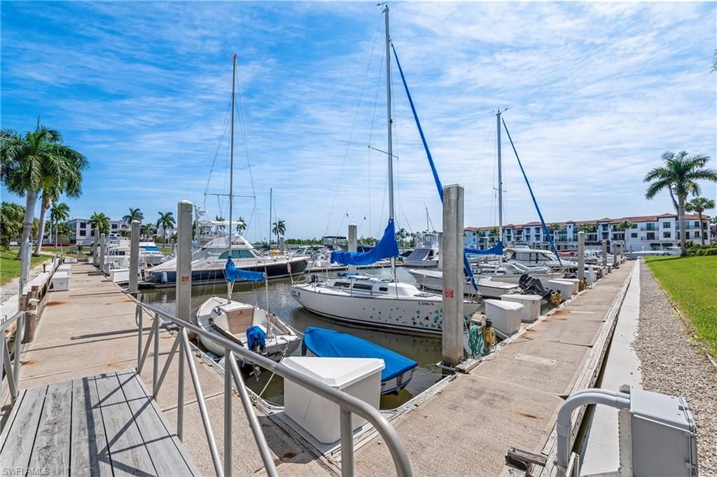803 River Point Dr, Unit 306B, Naples, FL 34102 Photo