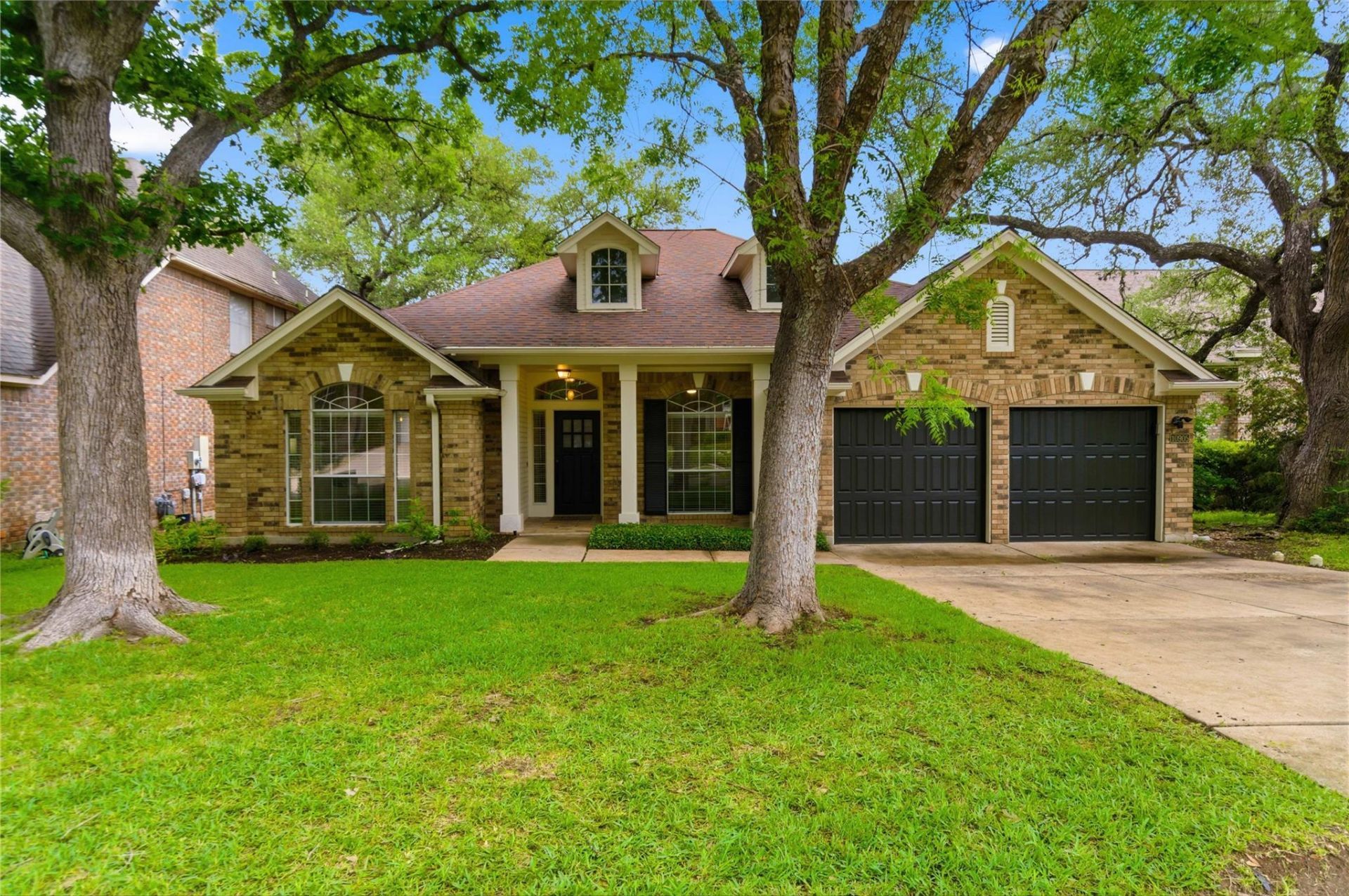 10905 Grassmere Ct, Austin, TX 78739 Main Photo