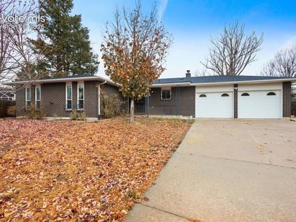 2720 Westwood Boulevard, Colorado Springs, CO 80918