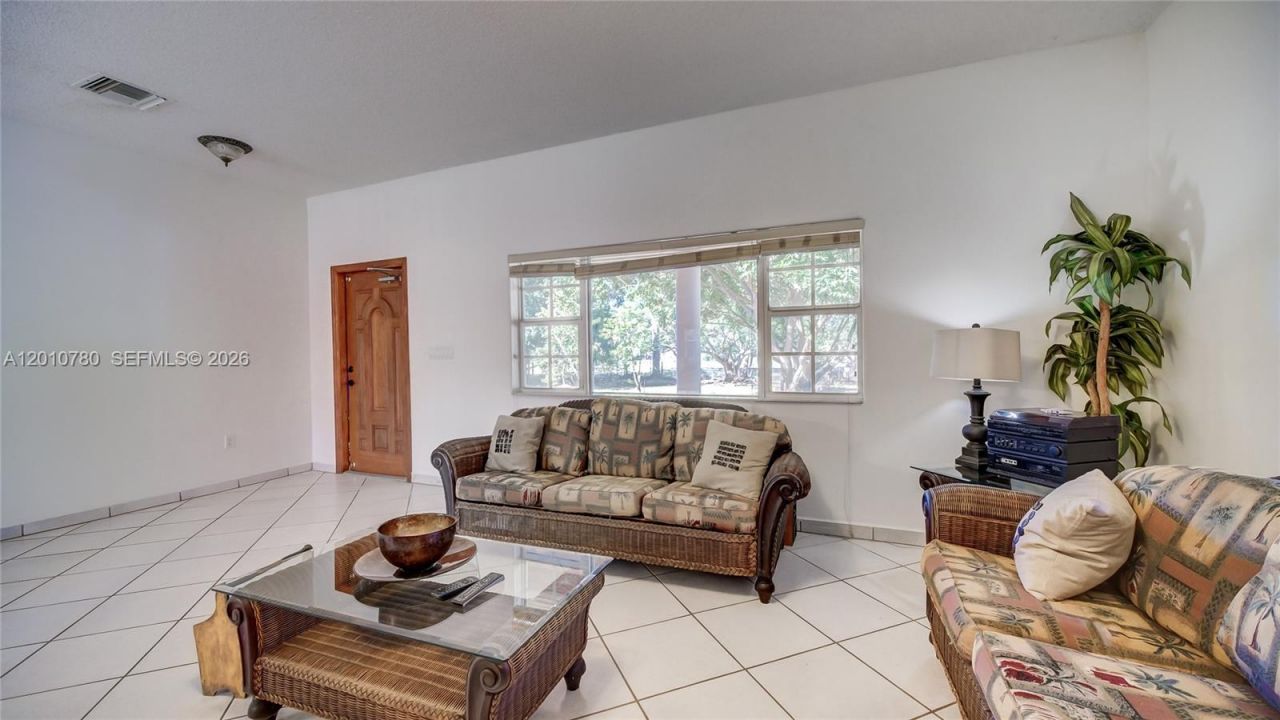 20400 SW 328th St , Homestead, FL 33030 Photo