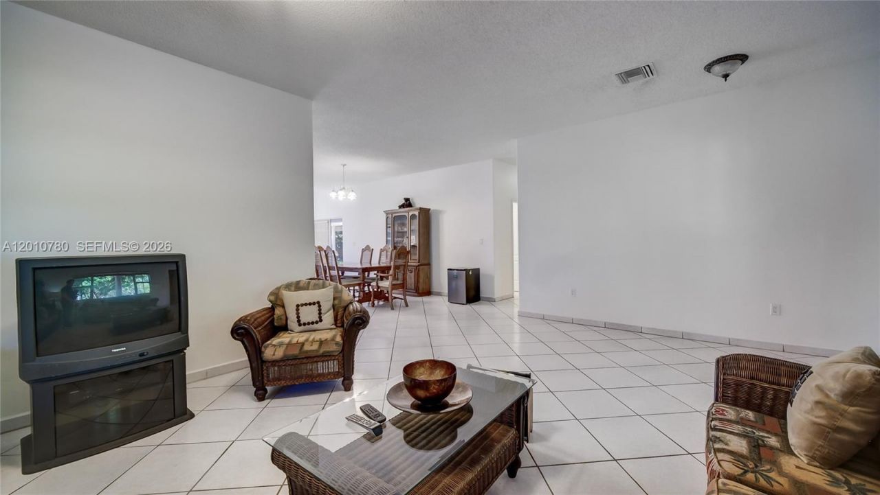 20400 SW 328th St , Homestead, FL 33030 Photo