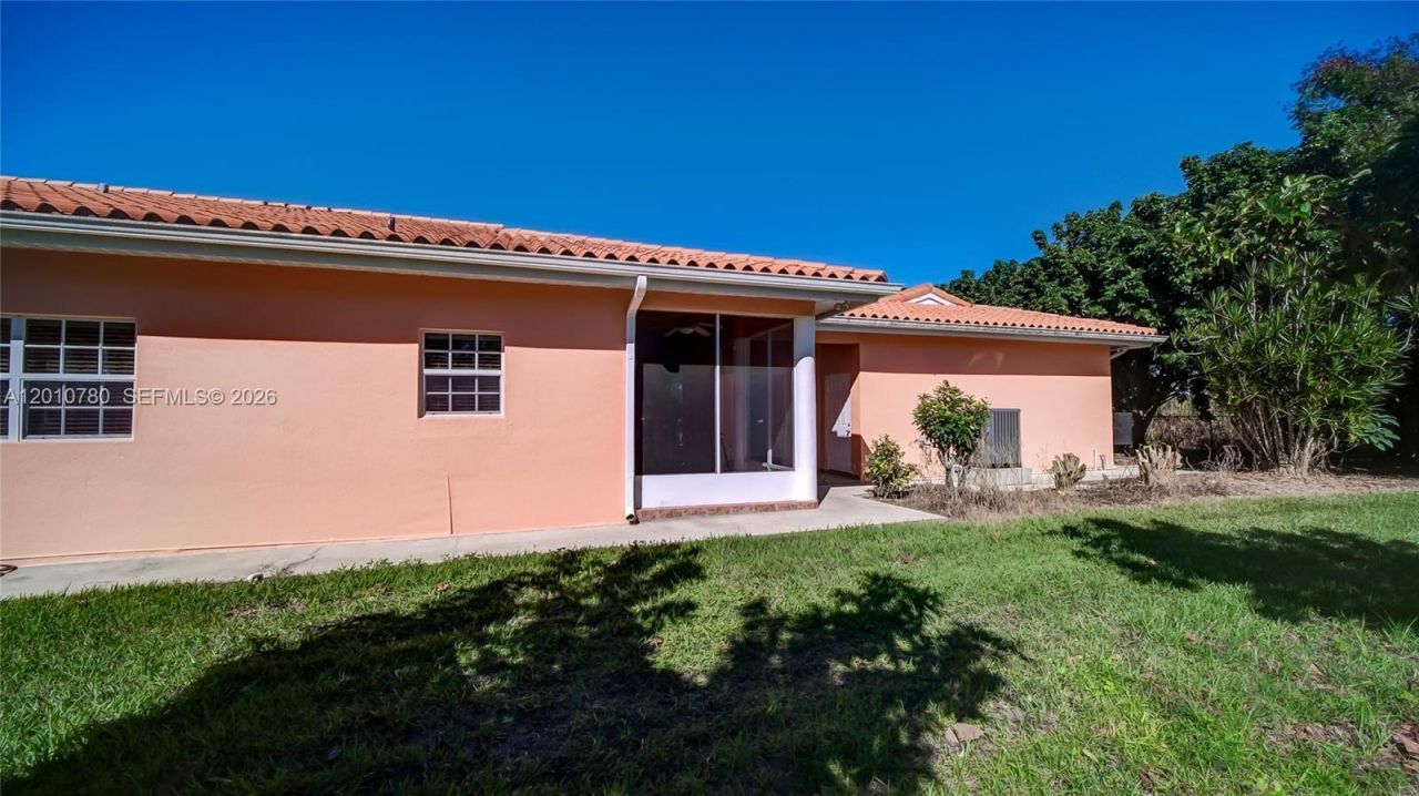 20400 SW 328th St , Homestead, FL 33030 Photo