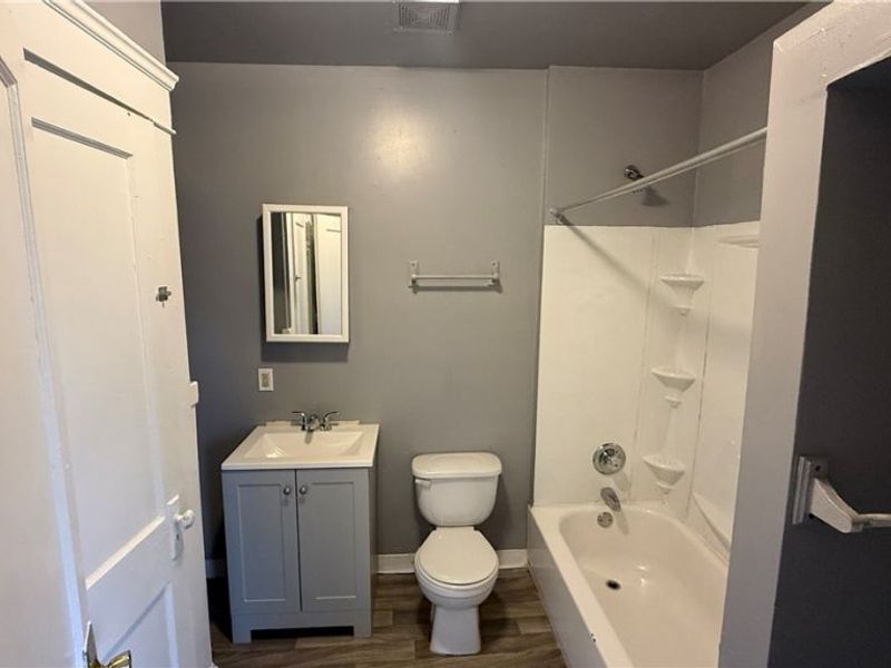 1187 Addison Road, Unit 4, Cleveland, OH 44103 Photo 15
